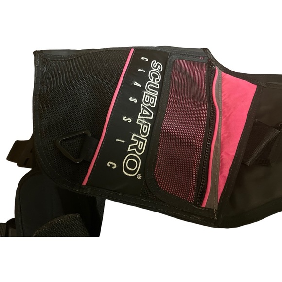 ScubaPro Classic Plus BCD w/ Air2 & Inflation Hose - Size Small Pink And Black - Picture 8 of 12